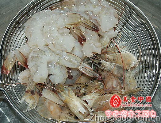 凤梨凤尾风情虾