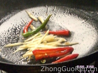 特色小炒王——磨芋豆腐炒黑白肾球