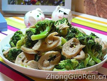 西兰花炒素肠的做法·美食中国图片-meishichina.com