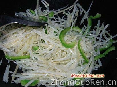 青椒土豆丝图解做法·美食中国图片-meishichina.com