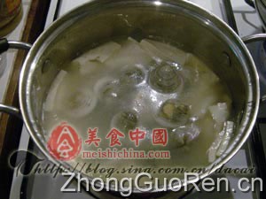 白蛤豆腐汤