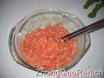 菠菜丸子汤图解做法·美食中国图片-meishichina.com