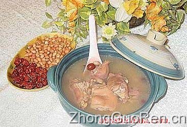 花生大枣猪蹄汤的做法·美食中国图片-meishichina.com
