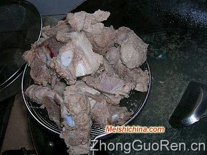 冬瓜排骨汤图解做法·美食中国图片-meishichina.com
