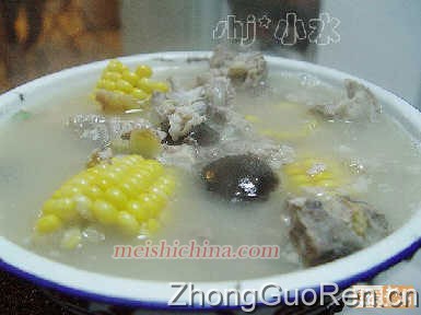粟米香菇排骨汤·美食中国图片-meishichina.com