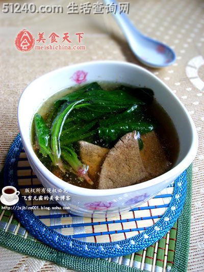 10种延缓衰老的食物：菠菜猪肝汤 