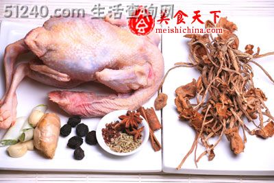 乌梅茶树菇炖鸡