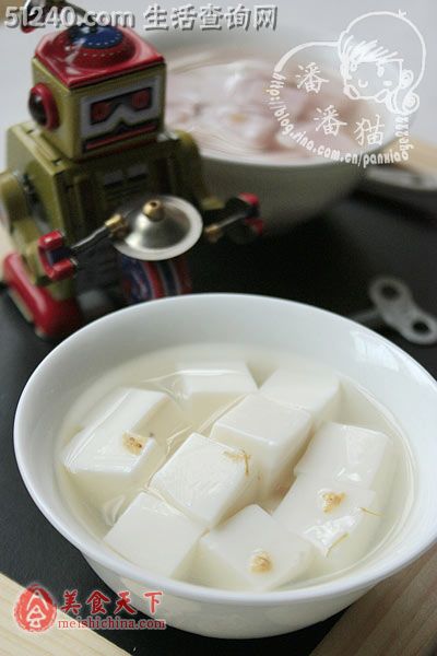 杨梅豆腐&杏仁豆腐