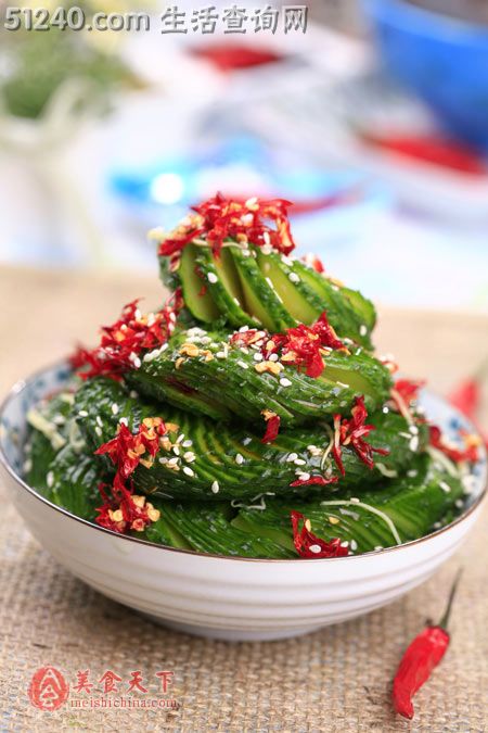 中国刀工最传神入画的一道景致小菜---蓑衣黄瓜
