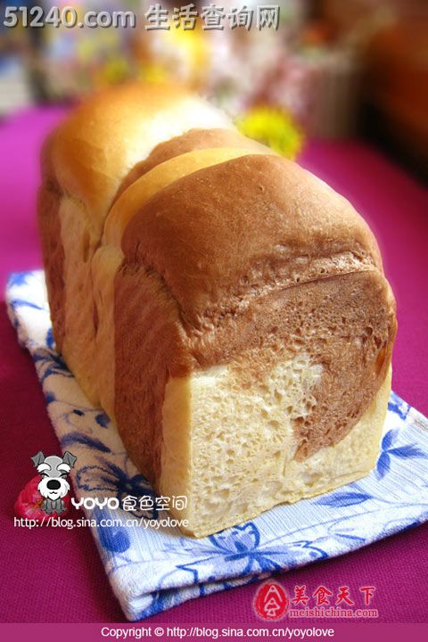 经典口味的自制面包——巧克力奶油麻花面包