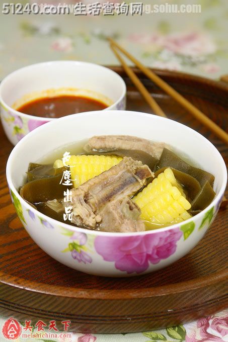  玉米海带排骨汤——一个人的营养快餐