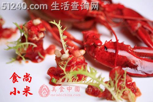 草莓浓汁焗龙虾