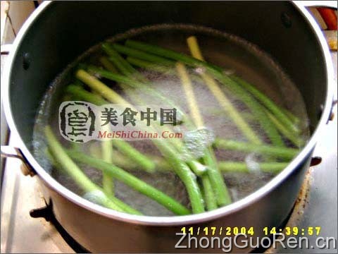 美食中国图片 - 简单自制凉拌蒜苗-全程图解