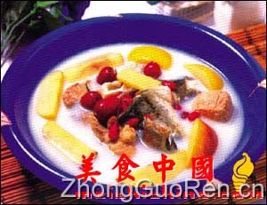 美食中国美食图片·美食厨房·热菜菜谱·苹果炖鱼-meishichina.com