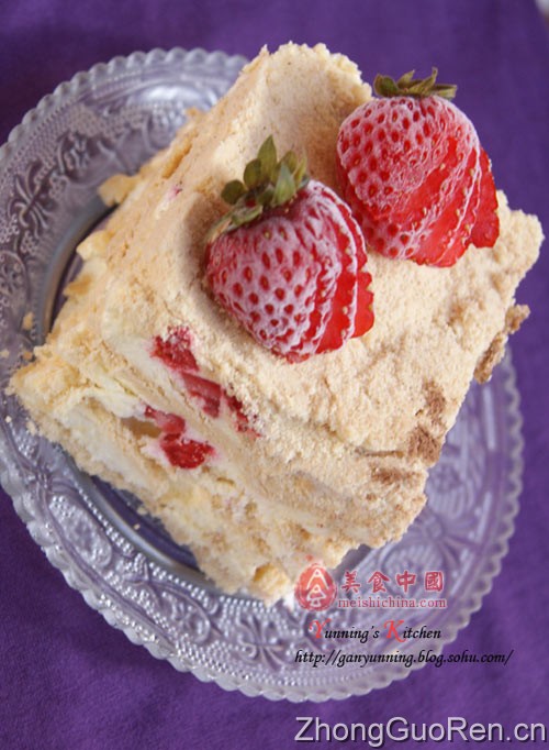 草莓木糠布丁蛋糕