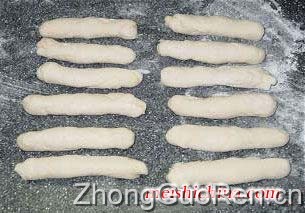 风味腊肠卷的做法·美食中国图片-meishichina.com