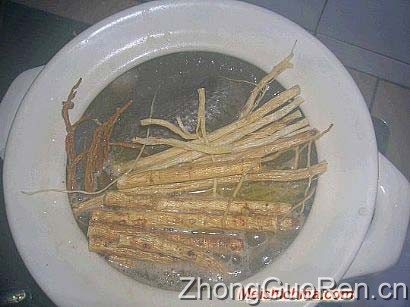 药膳乌鸡汤图解做法·美食中国图片-meishichina.com