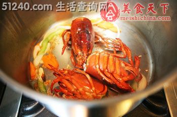 龙虾蟹汤配香酥虾串