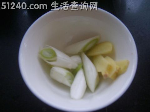 黑鱼豆腐汤