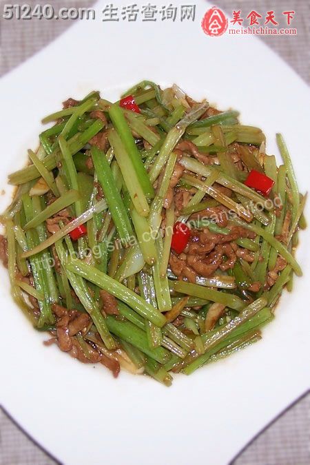 快手小炒（6）……芹菜炒肉丝+凉拌芹菜叶