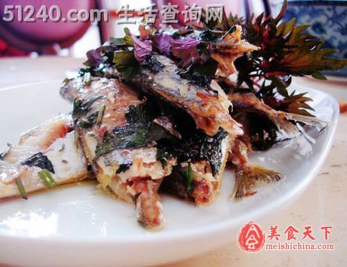 一道能抵抗感冒的鱼菜：紫苏煮鱼