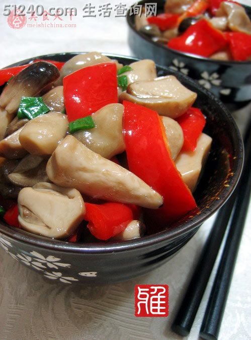 红椒炒菇片