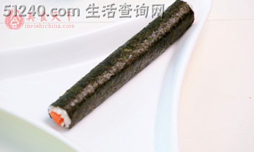 三文鱼寿司卷配日本酸姜