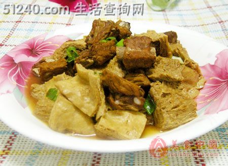 冻豆腐烧排骨